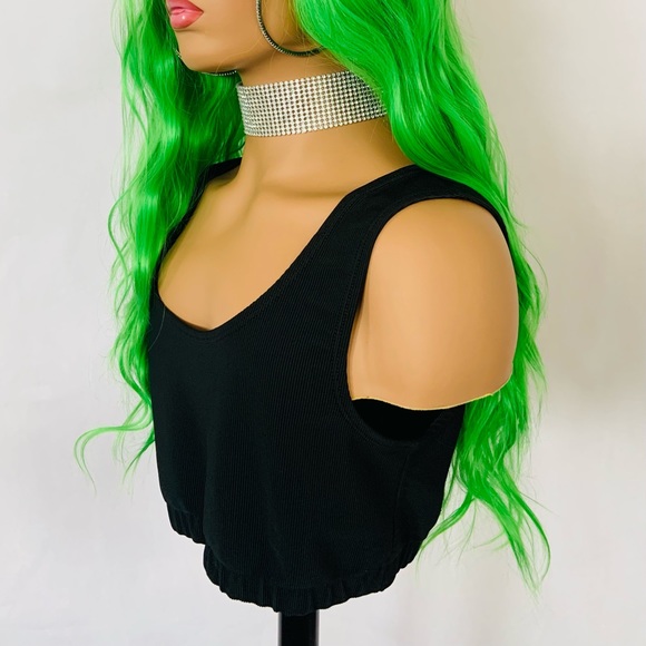 Beautiful Bright Green 13x2.5 Lace Front Premium Fiber Wig for Events/Daily Wear - Picture 10 of 14